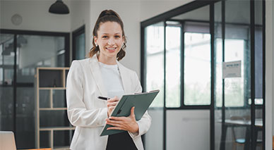 Менеджер: что делает, сколько получает и как освоить профессию