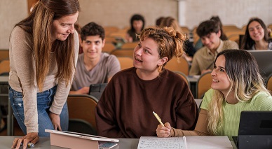 Как выучиться на педагога высшего образования и сколько можно зарабатывать