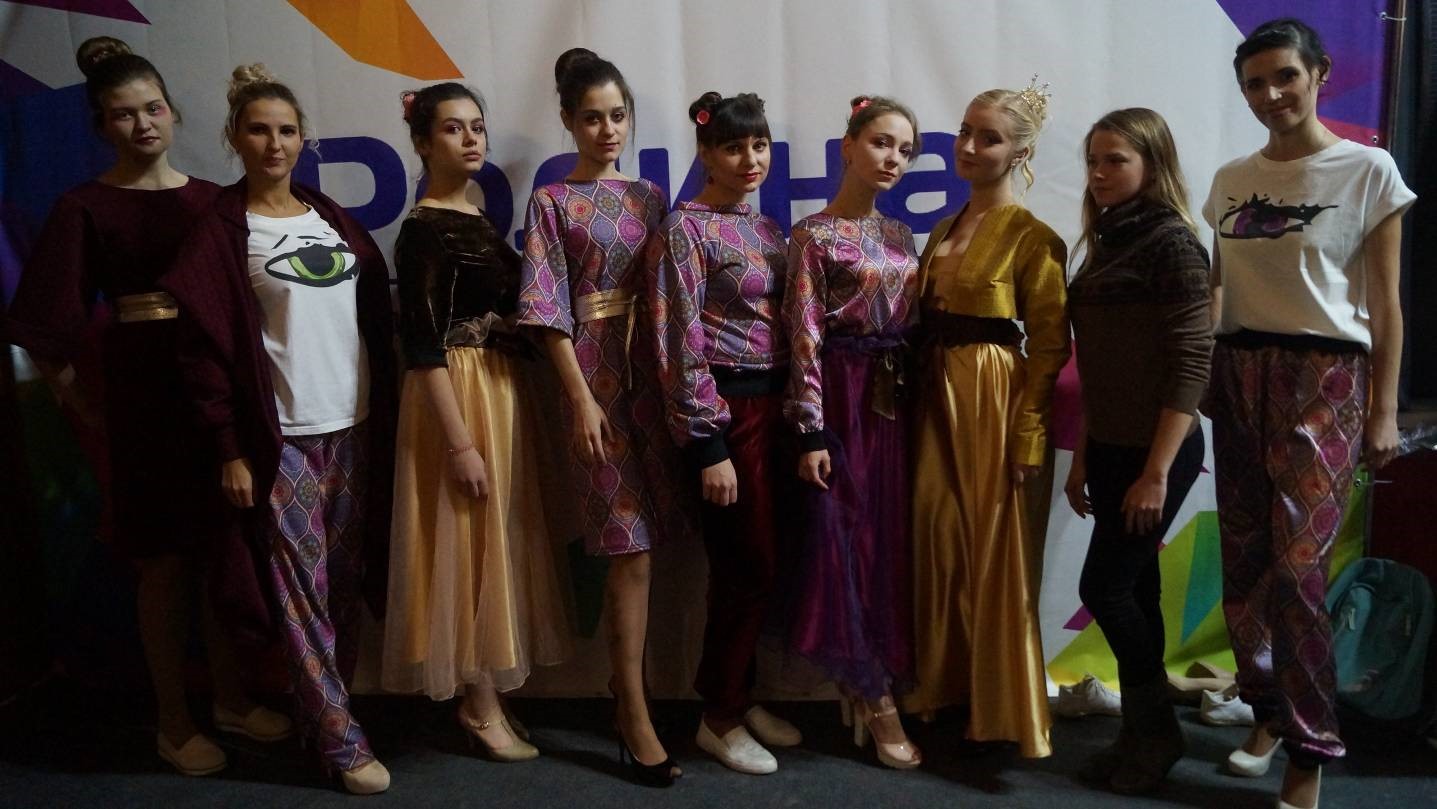 В Туле прошёл показ инклюзивной одежды от дизайнера Светланы Козиновой